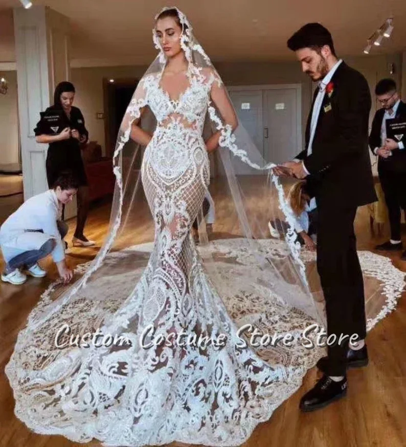 Customized Tulle Sexy Gorgeous Hollow Wedding Dresses V Neck Sleeveless Fishtail Dresses Trailing Bridal Gowns vestidos de novia
Customized Tulle Sexy Gorgeous Hollow Wedding Dresses V Neck Sleeveless Fishtail Dresses Trailing Bridal Gowns vestidos de novia