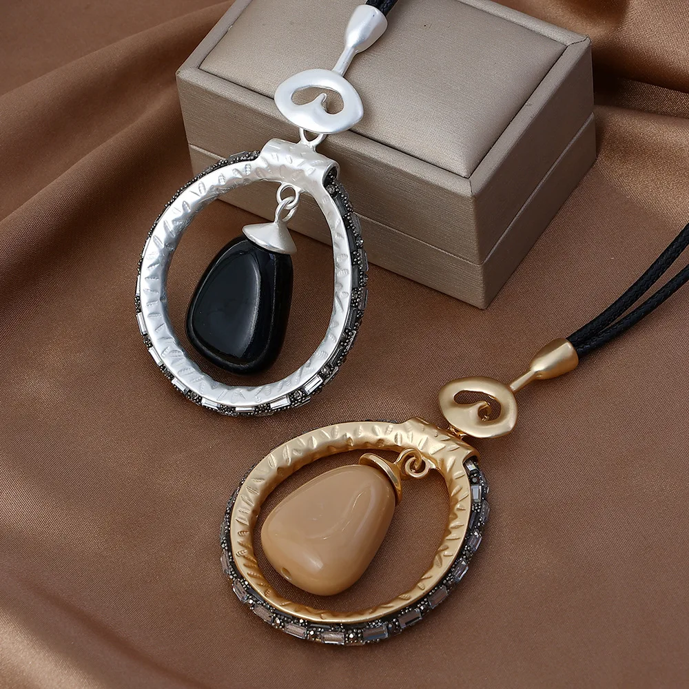 DIY accessories hot sale foreign trade explosion long necklace European and American round geometric women's simple jewelry
DIY accessories hot sale foreign trade explosion long necklace European and American round geometric women's simple jewelry