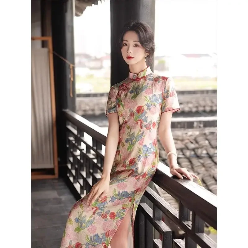 Beautiful Cheongsam 2025 New Improved Daily Young Floral New Chinese Style Elegant Slim Dress Female Summer
Beautiful Cheongsam 2025 New Improved Daily Young Floral New Chinese Style Elegant Slim Dress Female Summer