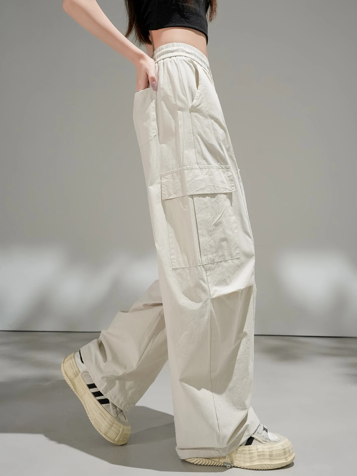 Quick Dry Washed Cotton Cargo Pants Women's Summer Thin Cool Sports Casual Trousers High Waist Zipper Pure Color Wide Leg Pants
Quick Dry Washed Cotton Cargo Pants Women's Summer Thin Cool Sports Casual Trousers High Waist Zipper Pure Color Wide Leg Pants