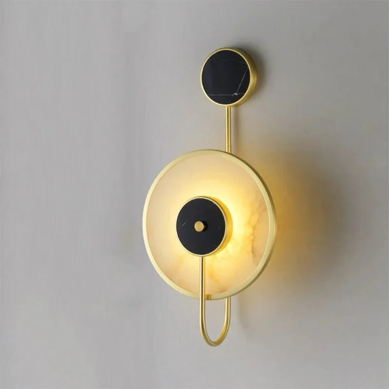 Роскошные скандинавские медные круглые мраморные настенные светильники, дизайнерские декоративные домашние светодиодные настенные бра, светильники для коридора, кафе, ресторана
Роскошные скандинавские медные круглые мраморные настенные светильники, дизайнерские декоративные домашние светодиодные настенные бра, светильники для коридора, кафе, ресторана