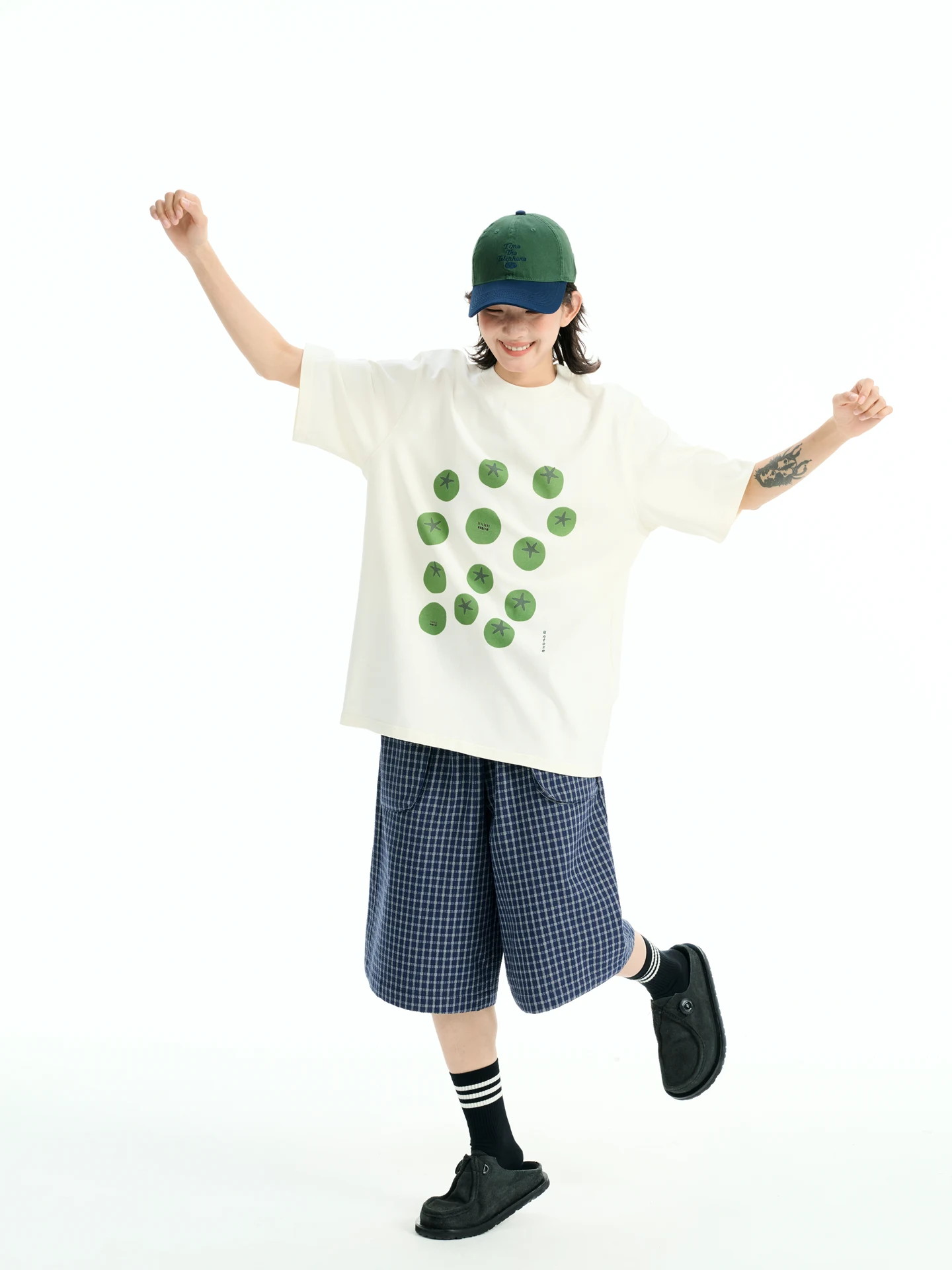Fun Pure Cotton Print round Neck Short Sleeve T-Shirt Loose Fit Casual Style Unisex Summer Top Turtle Good Luck Drop Green To...
Fun Pure Cotton Print round Neck Short Sleeve T-Shirt Loose Fit Casual Style Unisex Summer Top Turtle Good Luck Drop Green To...