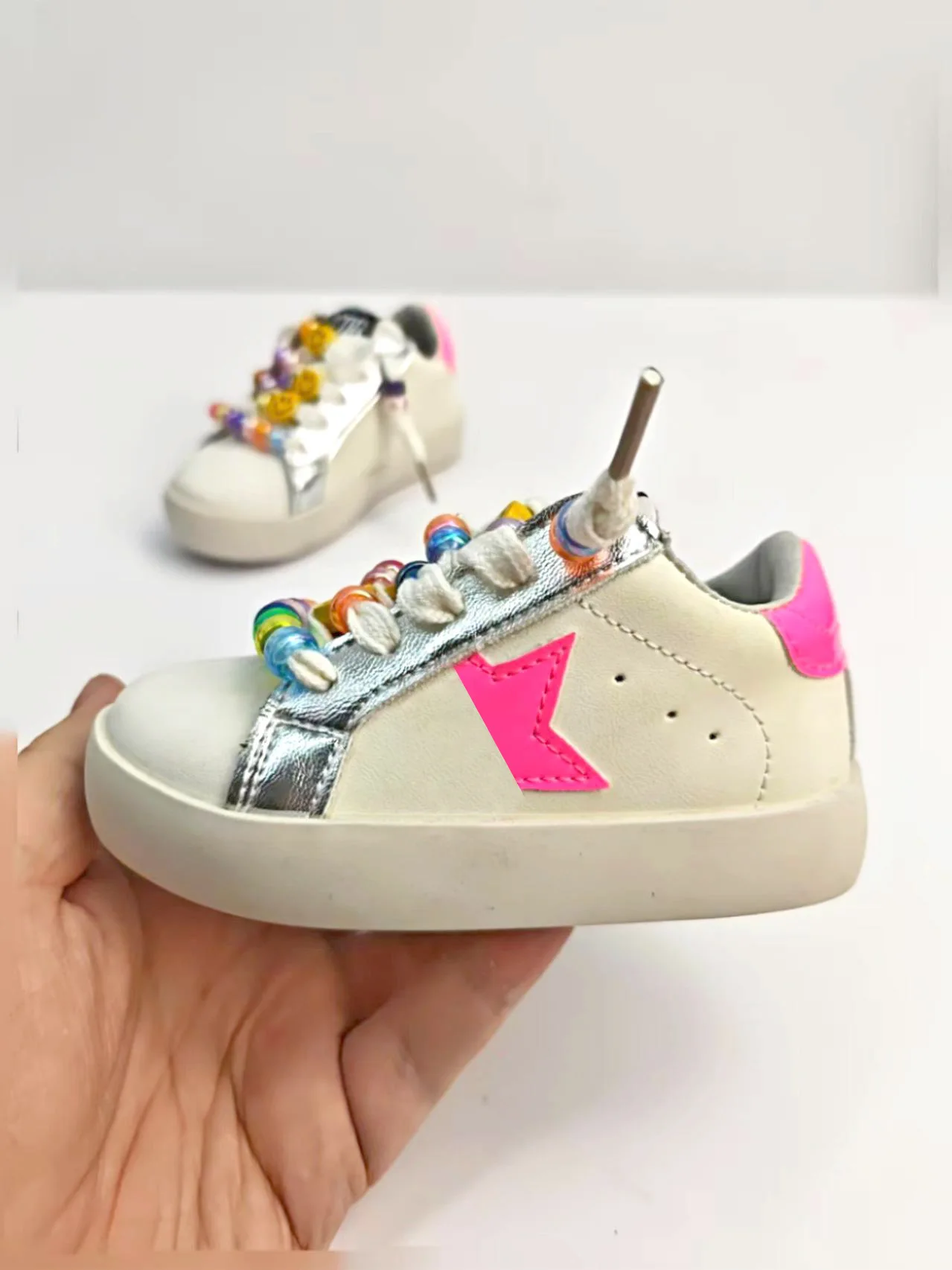 Kids Girls Star Smiley Face New Style Fashion Dirty Skate Shoes for Kids Children Soft Sole Casual Breathable Non Slip Comfort
Kids Girls Star Smiley Face New Style Fashion Dirty Skate Shoes for Kids Children Soft Sole Casual Breathable Non Slip Comfort