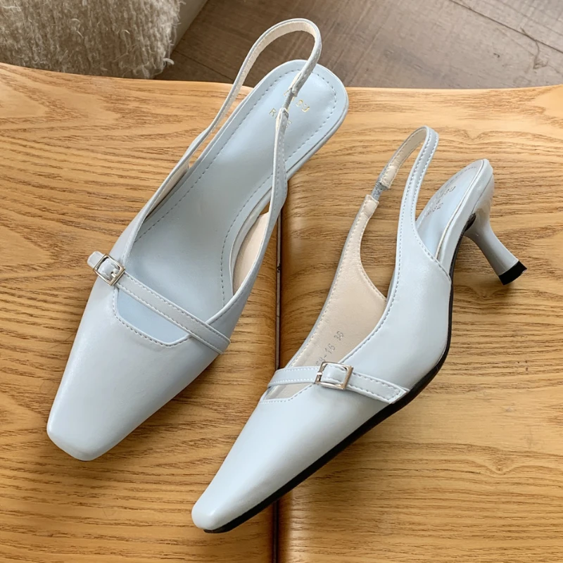 Модные элегантные женские туфли на высоком каблуке с квадратным носком и пряжкой, удобные офисные туфли, лето 2024, сандалии с открытой пяткой, женские туфли-лодочки
Модные элегантные женские туфли на высоком каблуке с квадратным носком и пряжкой, удобные офисные туфли, лето 2024, сандалии с открытой пяткой, женские туфли-лодочки