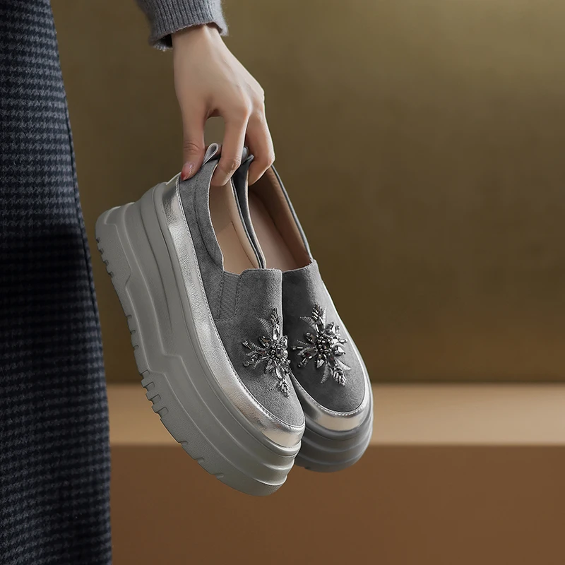 Genuine Leather Woman Flat Platform Sneakers Womans Casual Shoes Chunky Sneaker Women Loafers Womens Trainers Zapatos Mujer
Genuine Leather Woman Flat Platform Sneakers Womans Casual Shoes Chunky Sneaker Women Loafers Womens Trainers Zapatos Mujer