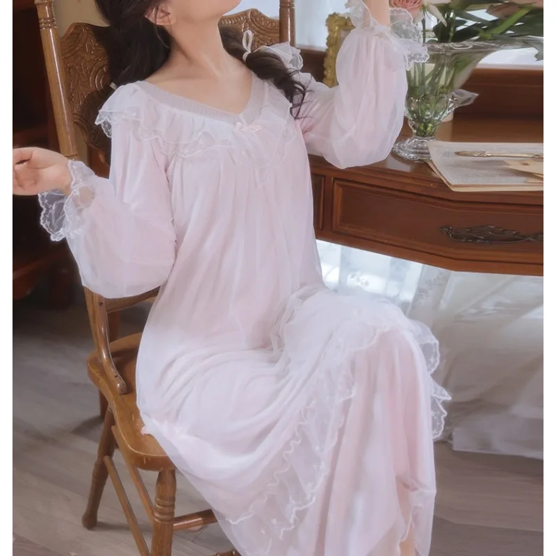 French Girl Style V-neck Ruffle Edge Modal Mesh Long Nightdress Hem Lace Splicing Long-sleeved Loungewear
French Girl Style V-neck Ruffle Edge Modal Mesh Long Nightdress Hem Lace Splicing Long-sleeved Loungewear