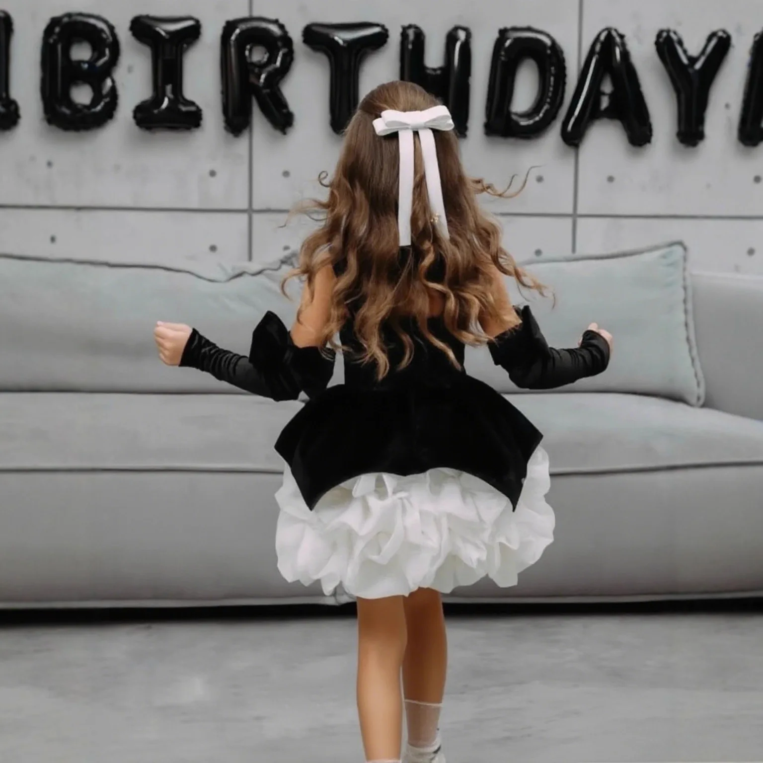 Luxurious Flower Girl Dress Blue Puff Girls Party Dresses for Wedding Puff Sleeves Tulle Kids Christmas Ceremonial Dress
Luxurious Flower Girl Dress Blue Puff Girls Party Dresses for Wedding Puff Sleeves Tulle Kids Christmas Ceremonial Dress