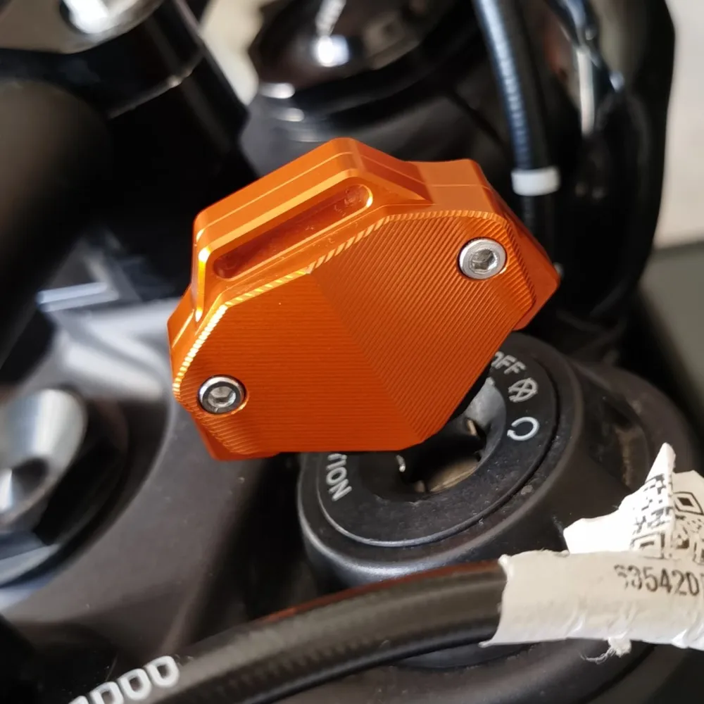 FOR 790 Adventure R / S 790Adv ADV 2019 2020 2021 2022 2023 2024 Motorcycle Accessories CNC Keychain Key Case Shell Cover Chain
FOR 790 Adventure R / S 790Adv ADV 2019 2020 2021 2022 2023 2024 Motorcycle Accessories CNC Keychain Key Case Shell Cover Chain