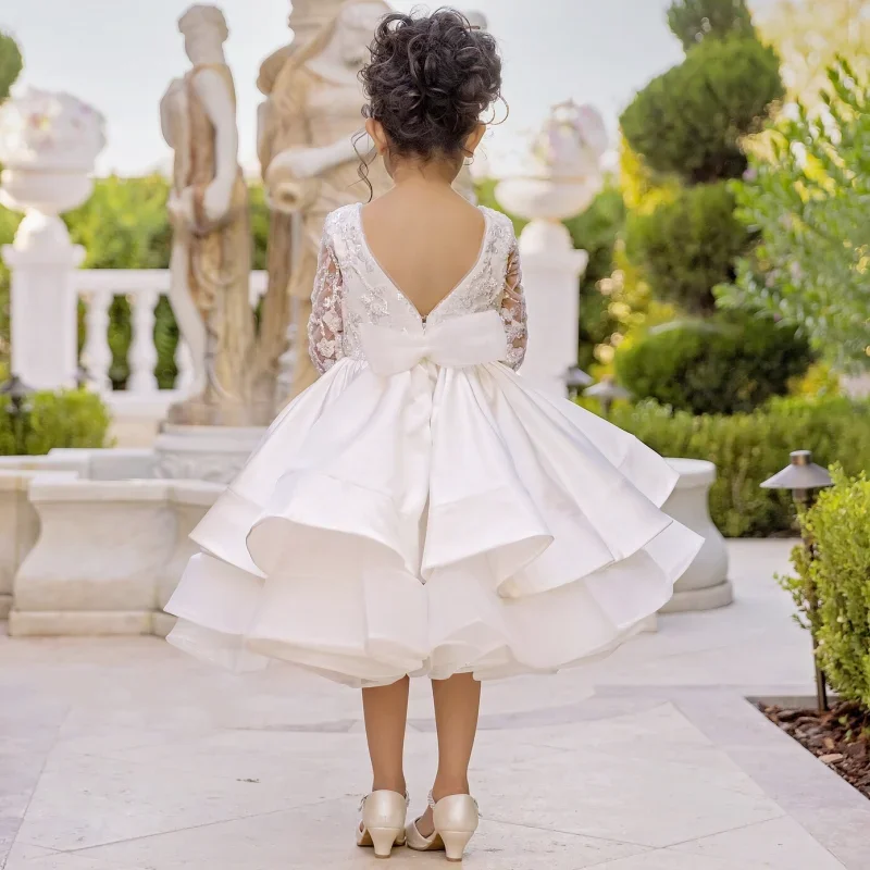 Birthday Holy Communion Gown Flower Girl Dresses White Satin Tulle Tiered Flowers Appliques With Bow Long Sleeve For Wedding
Birthday Holy Communion Gown Flower Girl Dresses White Satin Tulle Tiered Flowers Appliques With Bow Long Sleeve For Wedding