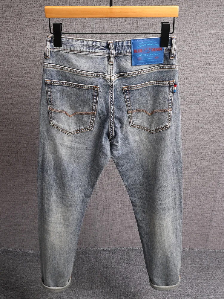 2025 высококачественные летние тонкие светлые джинсы в стиле ретро, мужские маленькие прямые мягкие брюки с вышивкой
2025 высококачественные летние тонкие светлые джинсы в стиле ретро, мужские маленькие прямые мягкие брюки с вышивкой