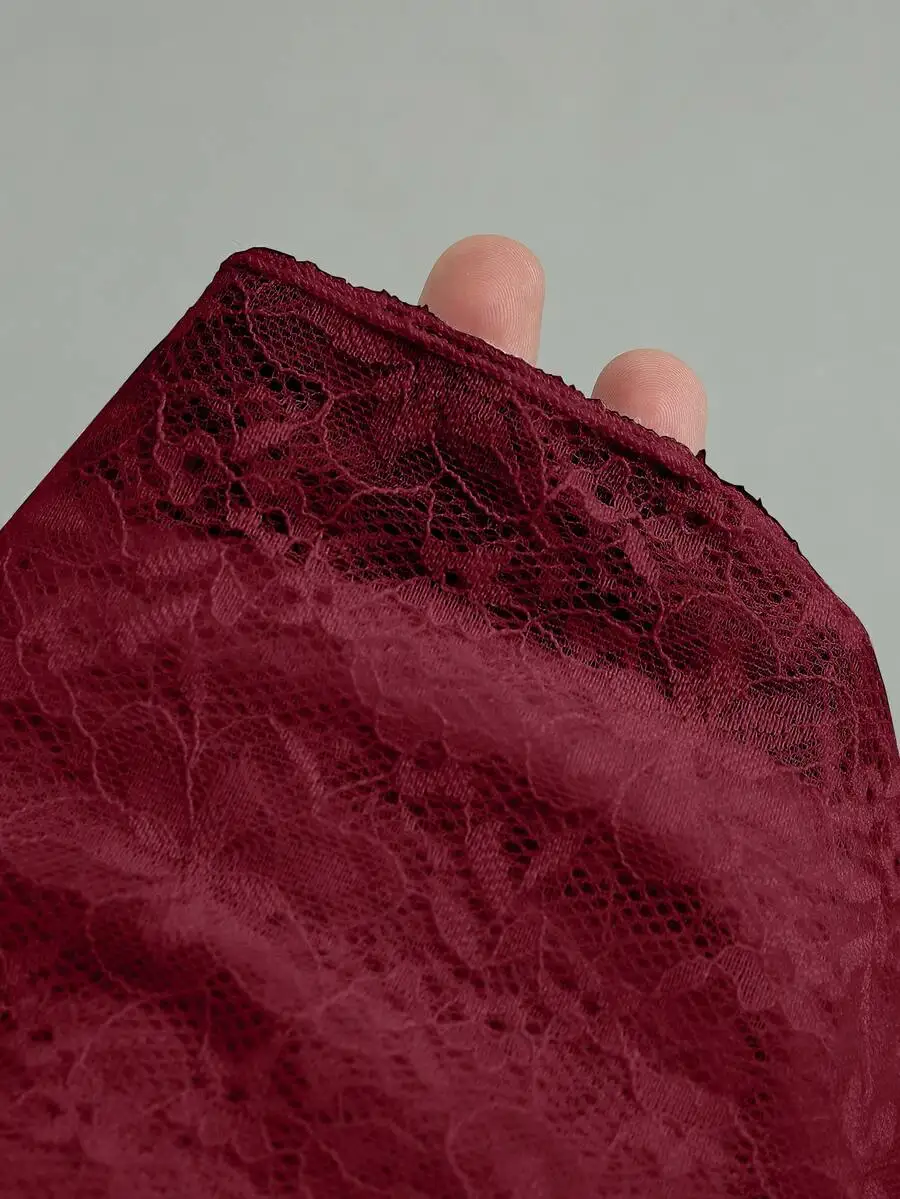Women V-Neck Hollow Lace Layered Cake Mini Dress Spaghetti Strap Backless Elegant Summer
Women V-Neck Hollow Lace Layered Cake Mini Dress Spaghetti Strap Backless Elegant Summer