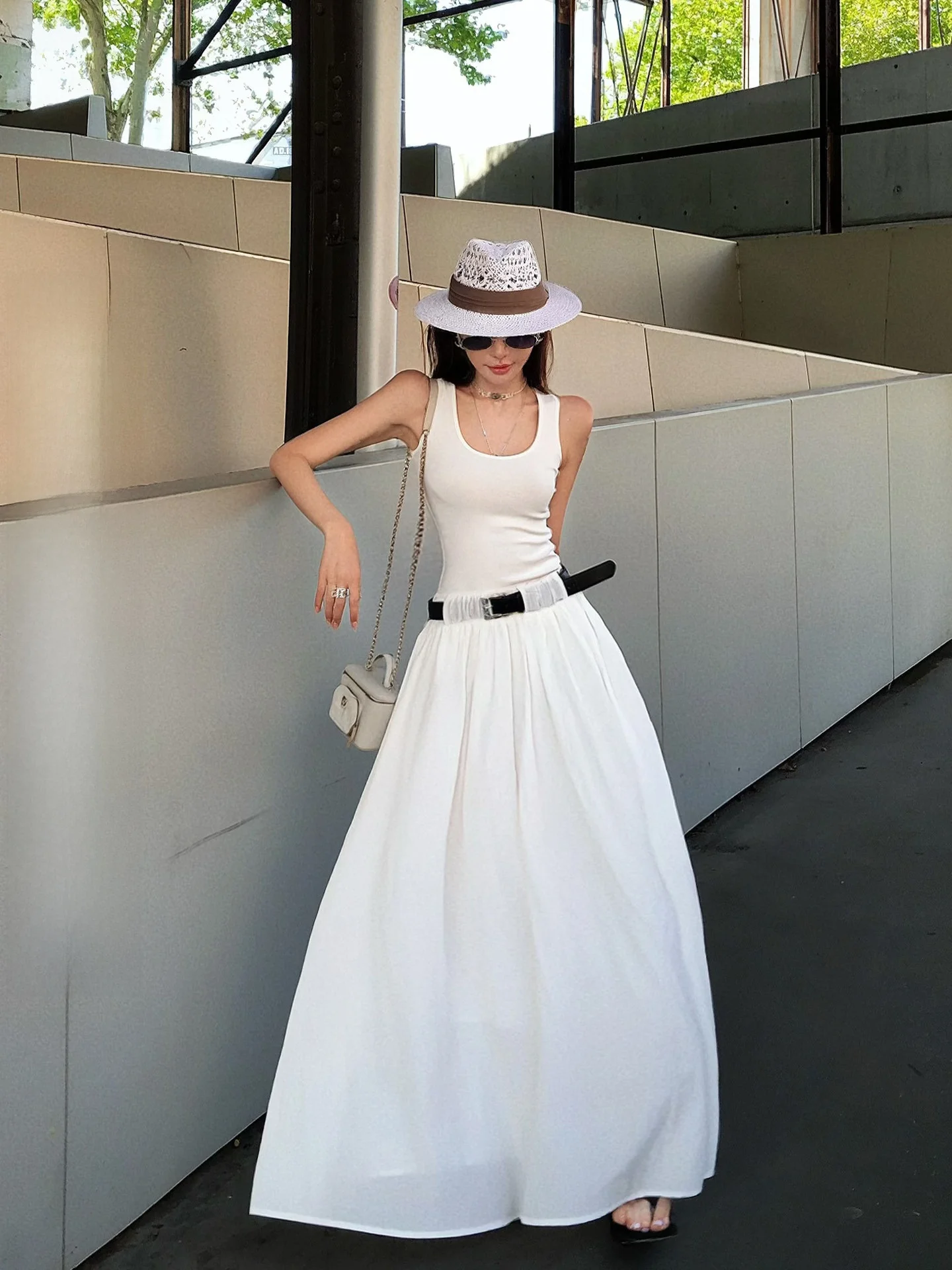 Elegant Half Skirt Women's Elastic Draping A-Line Umbrella Skirt Slimming Midi Skirt City Commute Casual Office Wear
Elegant Half Skirt Women's Elastic Draping A-Line Umbrella Skirt Slimming Midi Skirt City Commute Casual Office Wear