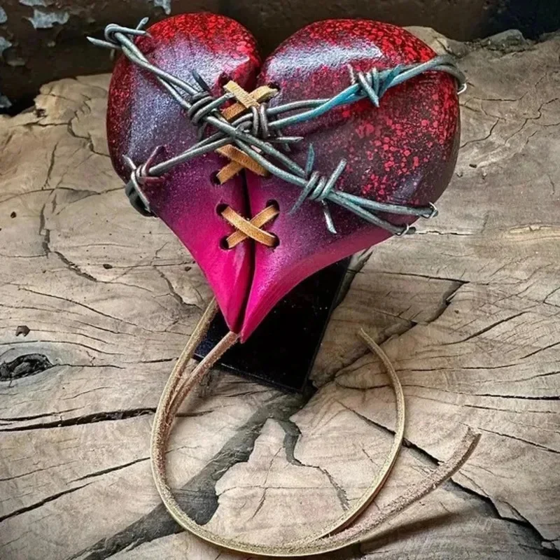Wood Heart On Steel Pedestal Ornament Halloween Easter Home Room Personality Art Piece Home Decor Children's Birthday Gift
Wood Heart On Steel Pedestal Ornament Halloween Easter Home Room Personality Art Piece Home Decor Children's Birthday Gift
