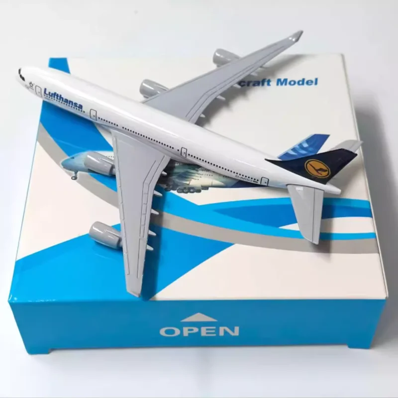 Около 16 см длиной 1:400 A340, имитация самолета, модель из сплава, классический сувенир для взрослых, подарок, статический дисплей
Около 16 см длиной 1:400 A340, имитация самолета, модель из сплава, классический сувенир для взрослых, подарок, статический дисплей