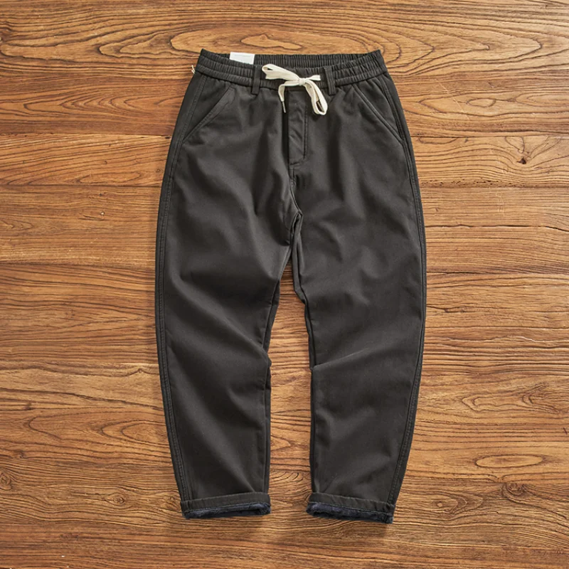 Winter New American Retro Thickened Velvet Cargo Pants Men's Simple Elastic Waist Washed Loose Straight Casual Tapered Trousers
Winter New American Retro Thickened Velvet Cargo Pants Men's Simple Elastic Waist Washed Loose Straight Casual Tapered Trousers