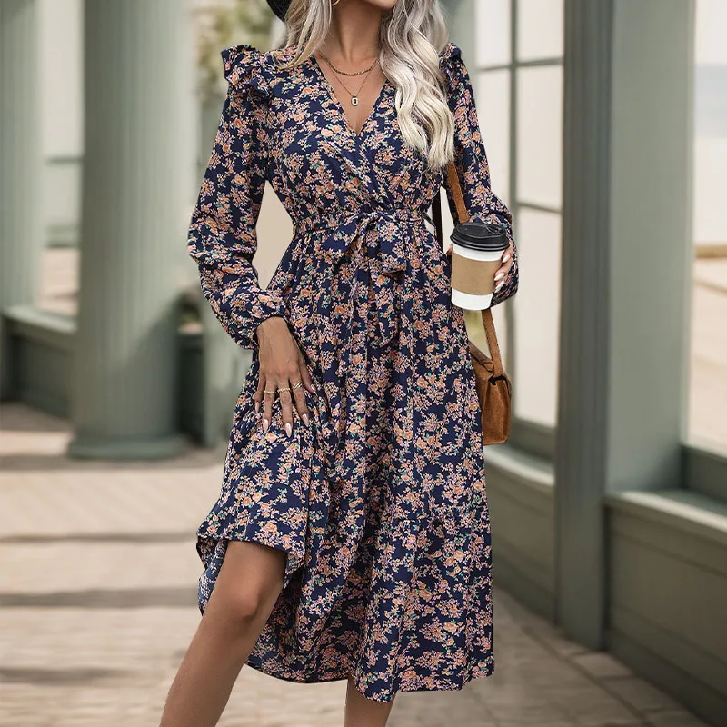 2024 Spring and Autumn New Women's Dress Loose Printed V-neck Strap A-line Skirt
2024 Spring and Autumn New Women's Dress Loose Printed V-neck Strap A-line Skirt