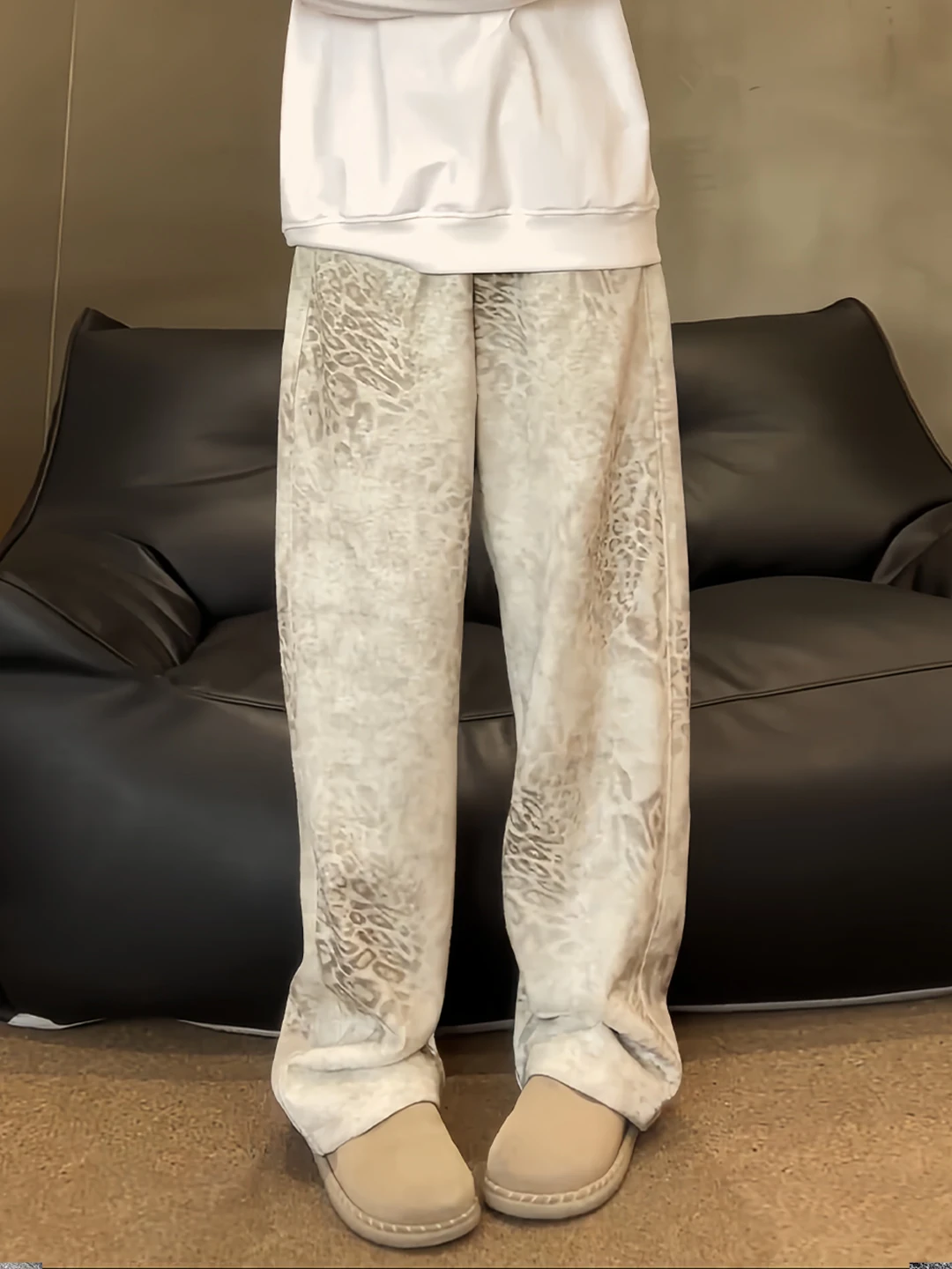 American Retro Camouflage Loose Sports Men's Pants Autumn Casual Straight Leg Wide Leg Knife Pants High Waist Zipper Polyeste...
American Retro Camouflage Loose Sports Men's Pants Autumn Casual Straight Leg Wide Leg Knife Pants High Waist Zipper Polyeste...