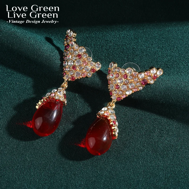 Vintage Red Glaze Water Droplet Bridal Drop Earring For Woman 2026 Gold Color Rhinestone Luxury Jewelry Designers Wedding New
Vintage Red Glaze Water Droplet Bridal Drop Earring For Woman 2026 Gold Color Rhinestone Luxury Jewelry Designers Wedding New