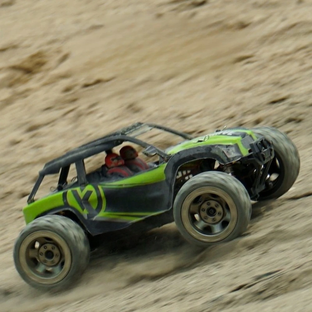 SG1403 Professional 4WD Remote Control 1/14 Metal Chassis High-Speed Drift Off-Road Vehicle Toy Racing Simulation Model
SG1403 Professional 4WD Remote Control 1/14 Metal Chassis High-Speed Drift Off-Road Vehicle Toy Racing Simulation Model