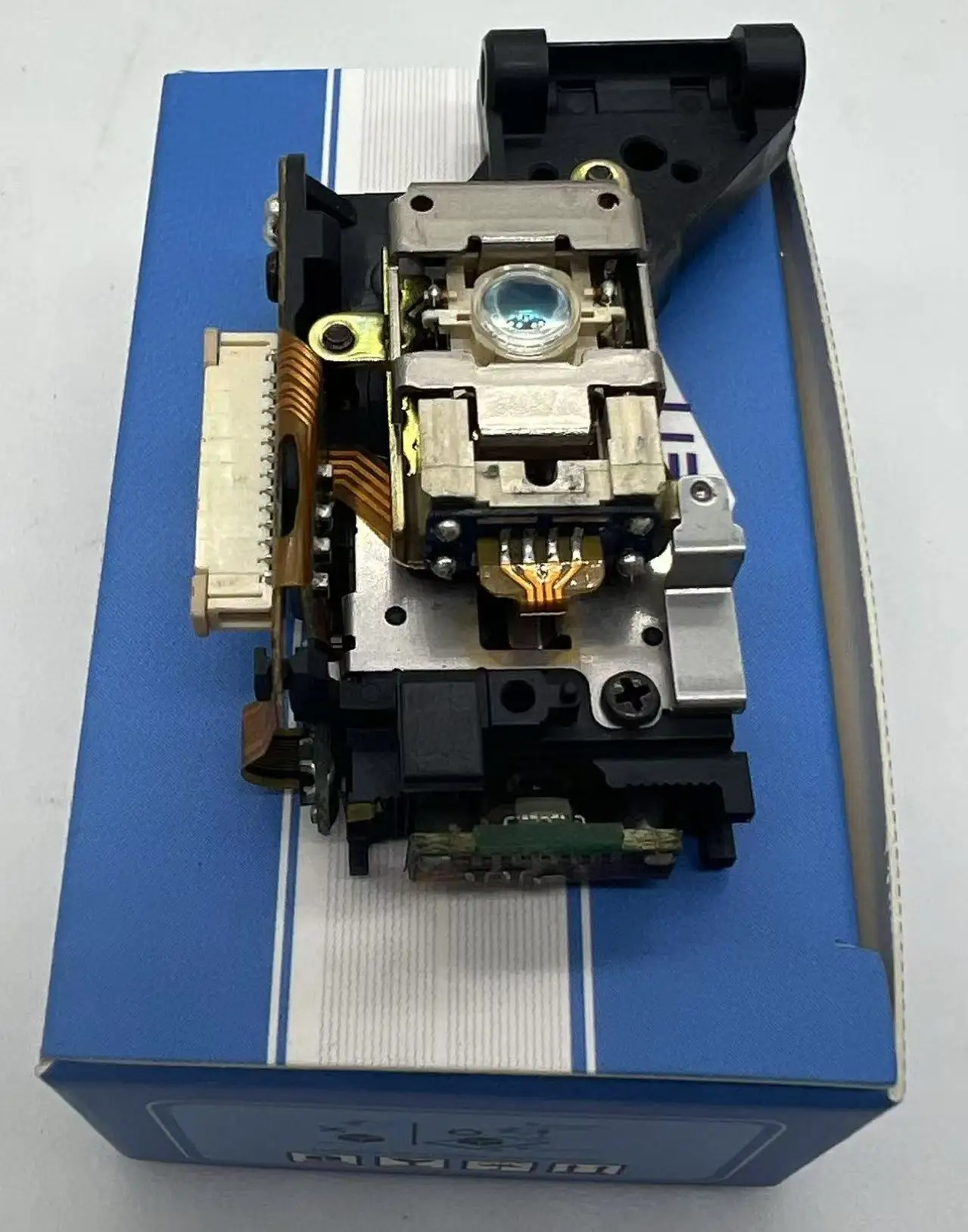 Замена для DENON DCD-1500AE CD DVD-плеер запасные части лазерный Lasereinheit в сборе DCD1500AE блок оптического звукоснимателя Optique
Замена для DENON DCD-1500AE CD DVD-плеер запасные части лазерный Lasereinheit в сборе DCD1500AE блок оптического звукоснимателя Optique