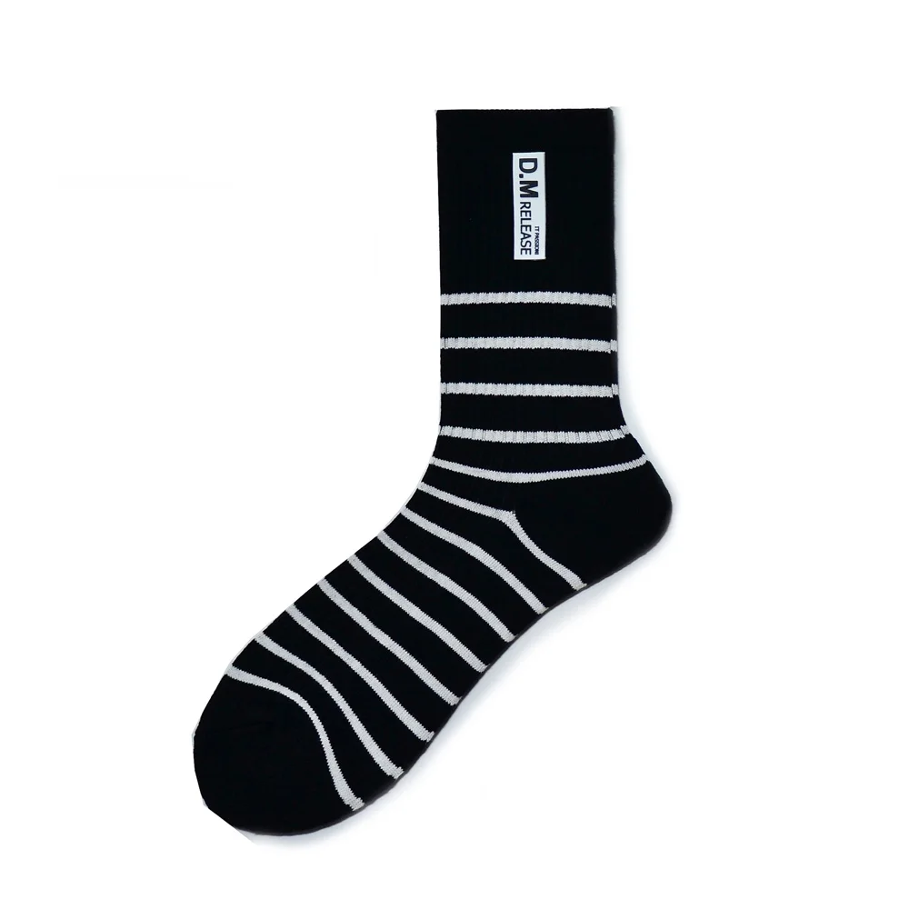 Trendy Striped Letter Label Mid-tube Socks Sports Thick Hair Loop Wicking Sweat Street Everything
Trendy Striped Letter Label Mid-tube Socks Sports Thick Hair Loop Wicking Sweat Street Everything