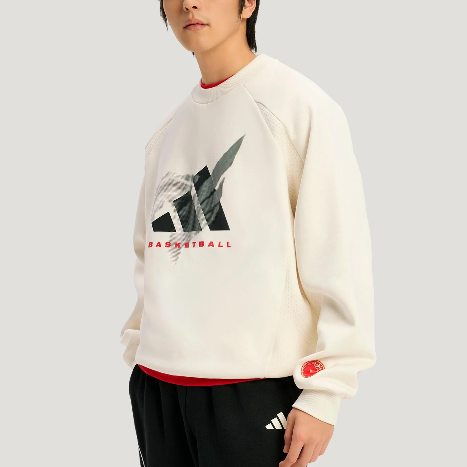 Мужская флисовая баскетбольная трикотажная толстовка Adidas Originals KT0625
Мужская флисовая баскетбольная трикотажная толстовка Adidas Originals KT0625