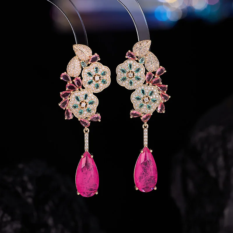New Palace Style Micro Inlaid Colorful Gemstone Flower Earrings S925 Silver Needle Heavy Craft Luxury Water Drop High-end Light
New Palace Style Micro Inlaid Colorful Gemstone Flower Earrings S925 Silver Needle Heavy Craft Luxury Water Drop High-end Light