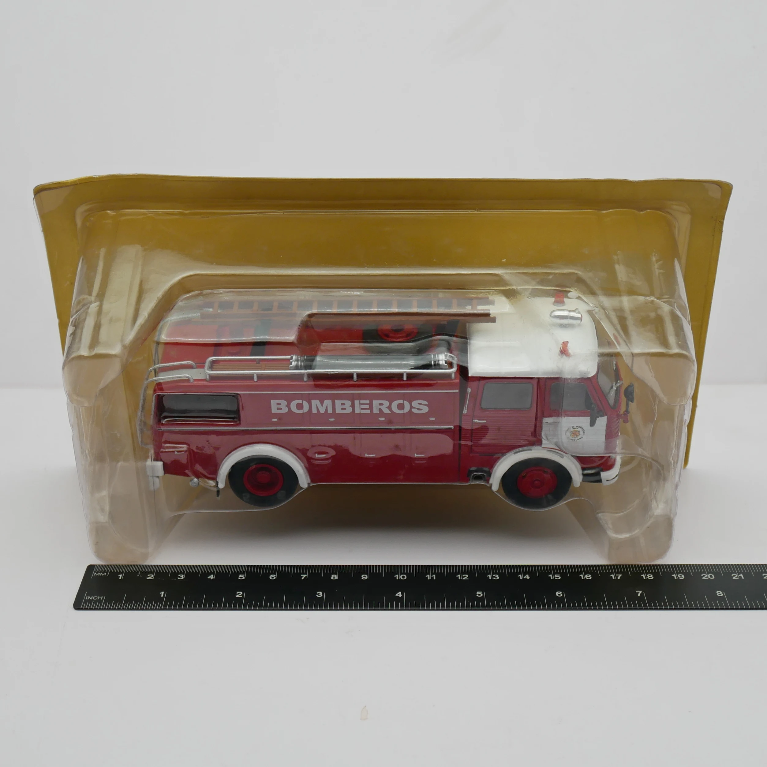 Diecast Ixo 1:43 Scale Pegaso 1091 Picasso Pegaso Fire Engine Alloy Car Model Collectible Toy Gift Souvenir Display Ornament
Diecast Ixo 1:43 Scale Pegaso 1091 Picasso Pegaso Fire Engine Alloy Car Model Collectible Toy Gift Souvenir Display Ornament