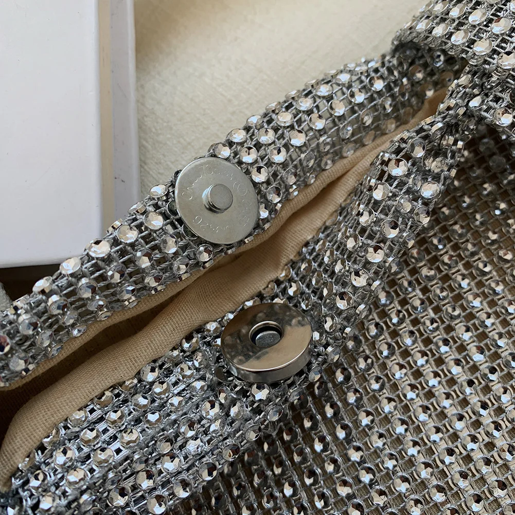 Women Crystal Bling Bag Solid Color Rhinestone Shinny Clutch Bag Versatile Sparkly Evening Bags Female Evening Party Handbag
Women Crystal Bling Bag Solid Color Rhinestone Shinny Clutch Bag Versatile Sparkly Evening Bags Female Evening Party Handbag