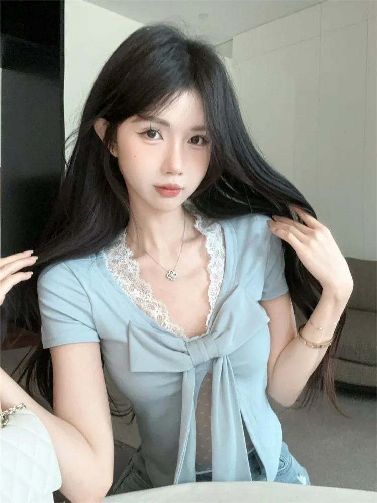 Blue Pure Desire Knot Short Sleeve T-Shirt Women's Sexy Lace V-Neck Hollow out Slim Fit Short Length Top
Blue Pure Desire Knot Short Sleeve T-Shirt Women's Sexy Lace V-Neck Hollow out Slim Fit Short Length Top