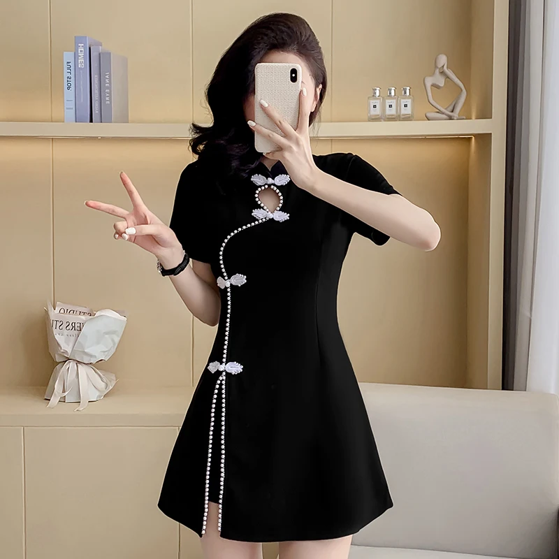 outfits woman 2025 New Chinese Style Dress + Shorts Set Slim Fit Black Cheongsam Two-Piece Summer Qipao Elegant Casual Suits
outfits woman 2025 New Chinese Style Dress + Shorts Set Slim Fit Black Cheongsam Two-Piece Summer Qipao Elegant Casual Suits