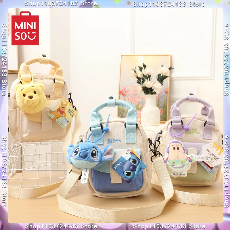 MINISO Disney Винни Пух кукла с подвеской Студенческая универсальная милая сумочка женская мультяшная сумка через плечо подарок
MINISO Disney Винни Пух кукла с подвеской Студенческая универсальная милая сумочка женская мультяшная сумка через плечо подарок