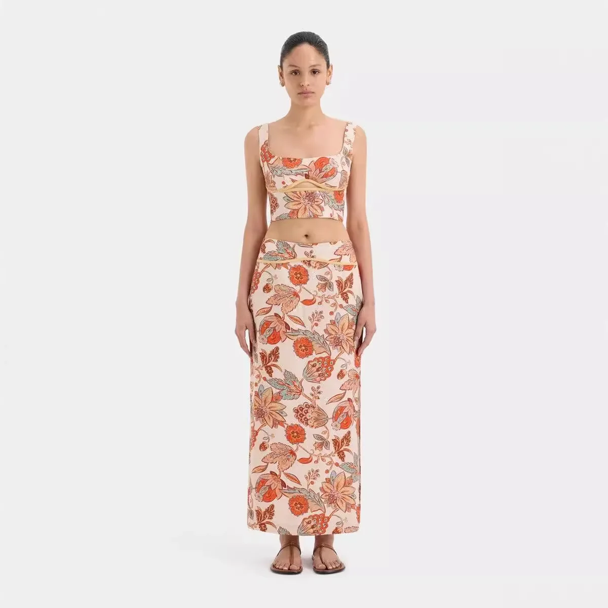 Thai Style Elegant Floral Print Strap Vest And Wrap around Skirt Set Women's Summer Fashion Outfit Sleeveless Polyester
Thai Style Elegant Floral Print Strap Vest And Wrap around Skirt Set Women's Summer Fashion Outfit Sleeveless Polyester