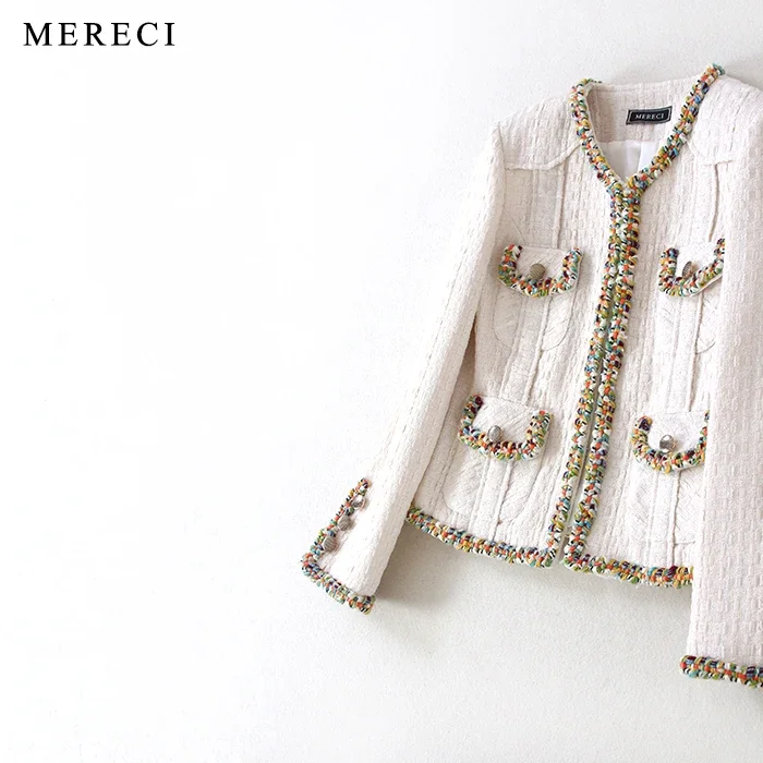 New coat mixer beauty left Cuba shows spring cutting model of color woven female celebrities sweet wind short
New coat mixer beauty left Cuba shows spring cutting model of color woven female celebrities sweet wind short