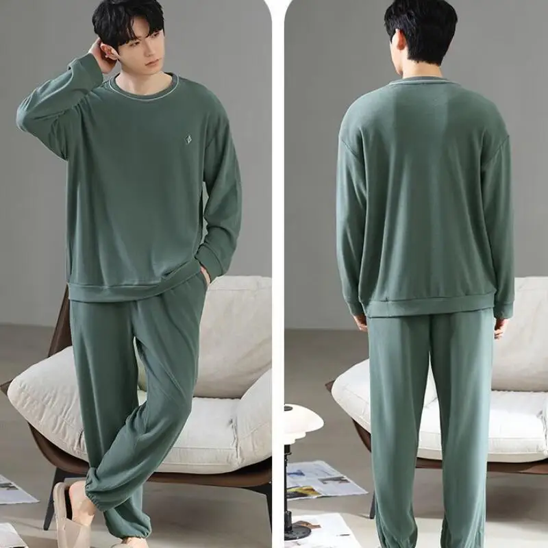 Мужской домашний костюм: пижамный комплект, спортивная одежда для мужчин, осенне-зимняя одежда, футболка Y2K, комплект из 2 предметов, пуловер, спортивный костюм оптом
Мужской домашний костюм: пижамный комплект, спортивная одежда для мужчин, осенне-зимняя одежда, футболка Y2K, комплект из 2 предметов, пуловер, спортивный костюм оптом