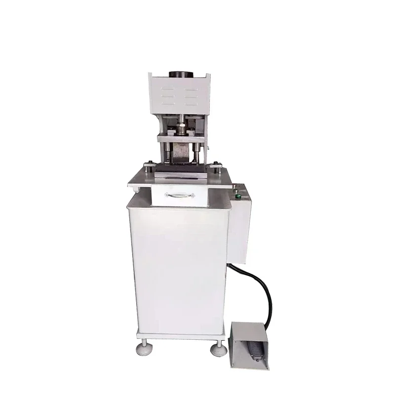 Four stations of pneumatic stamping machine for aluminum doors and windows
Four stations of pneumatic stamping machine for aluminum doors and windows