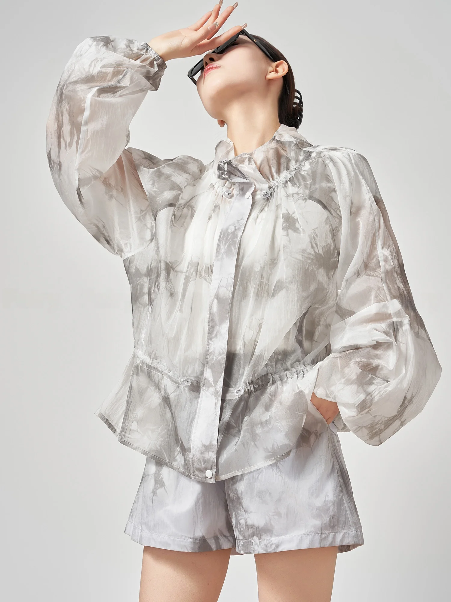 Women's Casual Sports Set 2026 New Ink Painting Print Drawstring Top Shorts Two-Piece Suit Polyester Long Sleeve Sun Protection
Women's Casual Sports Set 2026 New Ink Painting Print Drawstring Top Shorts Two-Piece Suit Polyester Long Sleeve Sun Protection