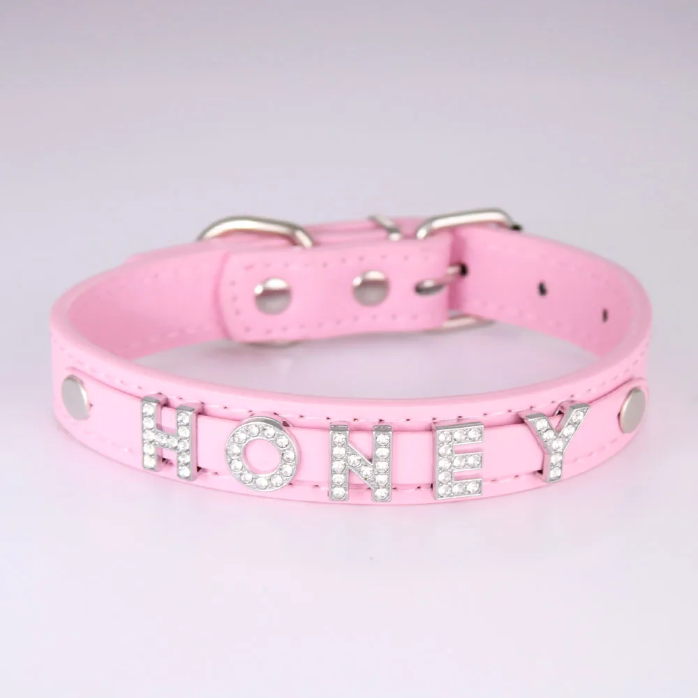 Luxury Personalized Letters HONEY Choker Women PU Leather Collar Punk Chocker Custom Name Bling Crystal Jewelry Cosplay Necklace
Luxury Personalized Letters HONEY Choker Women PU Leather Collar Punk Chocker Custom Name Bling Crystal Jewelry Cosplay Necklace