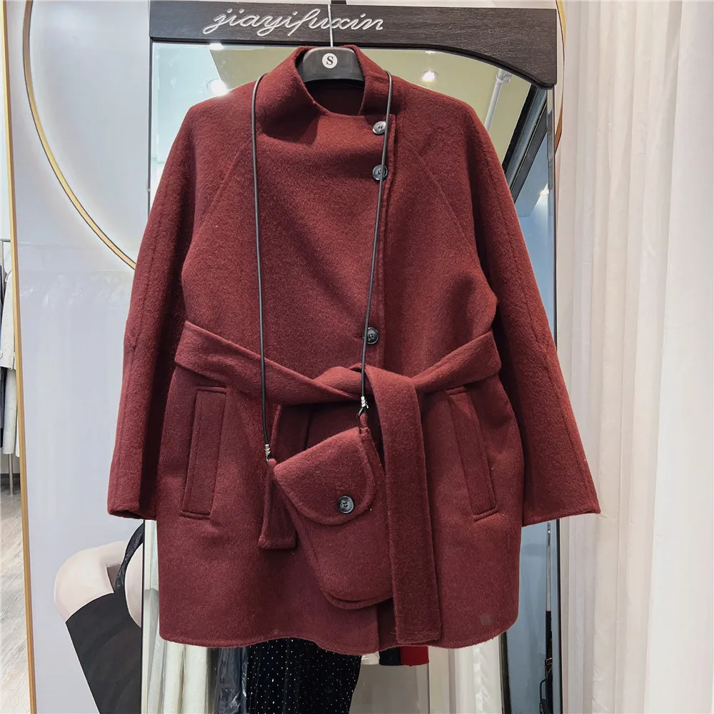 SuperAen Autumn and Winter 2024 New Stand Collar Cashmere Coat Women Lace-up Waist Long-sleeved Wool Coats
SuperAen Autumn and Winter 2024 New Stand Collar Cashmere Coat Women Lace-up Waist Long-sleeved Wool Coats
