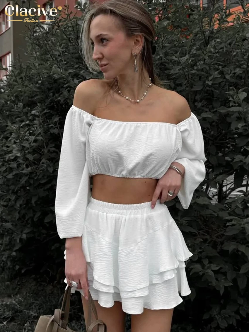 Clacive Sexy Loose White Two Piece Outfits Woman 2025 Fashion Long Sleeve Crop Top With High Waist Pleated Mini Skirt Set Female
Clacive Sexy Loose White Two Piece Outfits Woman 2025 Fashion Long Sleeve Crop Top With High Waist Pleated Mini Skirt Set Female