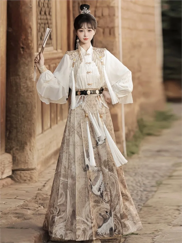 Designer Hanfu women's Chinese-style new top and skirt set
Designer Hanfu women's Chinese-style new top and skirt set