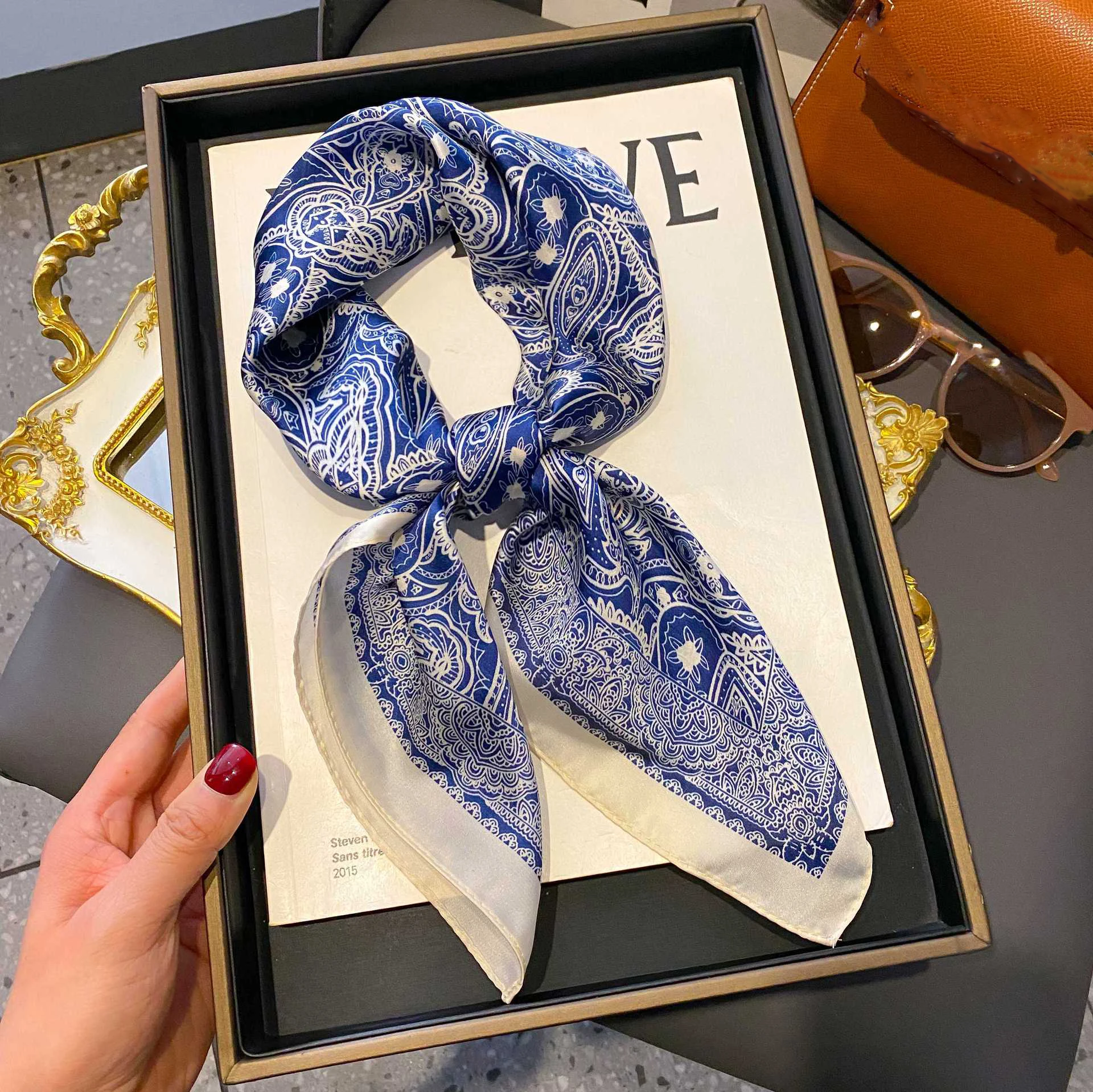 Luxury Design Silk Square Scarf Women Flower Print Foulard Neckerchief Lady Soft Satin Tie Shawl Wraps Hairband Head Hijab Gifts
Luxury Design Silk Square Scarf Women Flower Print Foulard Neckerchief Lady Soft Satin Tie Shawl Wraps Hairband Head Hijab Gifts
