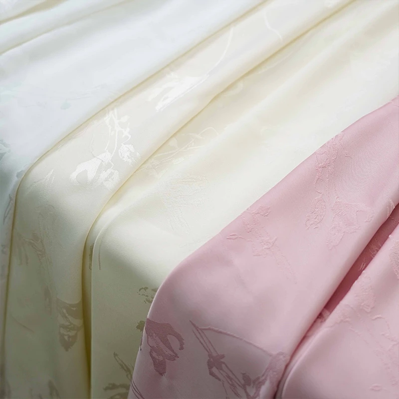 Chinese Style Silk Satin Jacquard Fabric Lotus Print Soft Curtain Hanfu Cheongsam Material Multi Color Yarn Dyed Textile Luxe
Chinese Style Silk Satin Jacquard Fabric Lotus Print Soft Curtain Hanfu Cheongsam Material Multi Color Yarn Dyed Textile Luxe