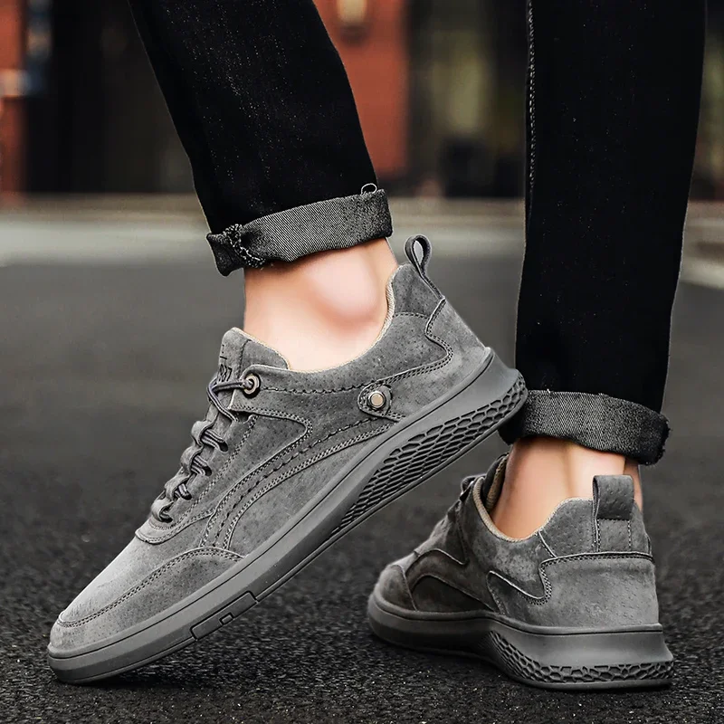 Breathable Men's Casual Shoes Summer Mesh Breathable Man Casual Shoes Fashion Moccasins Lightweight Men Sneakers Zapatos Hombre
Breathable Men's Casual Shoes Summer Mesh Breathable Man Casual Shoes Fashion Moccasins Lightweight Men Sneakers Zapatos Hombre