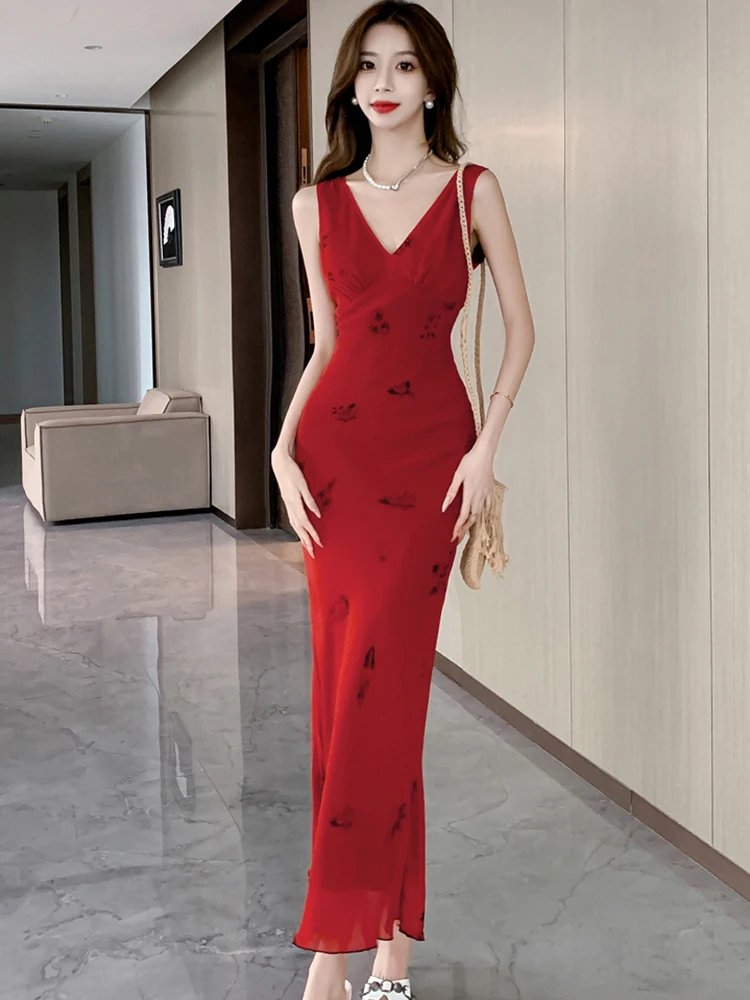 Женское красное шикарное длинное платье с цветочным принтом и бантом, летнее модное сексуальное платье с v-образным вырезом, 2025, новое корейское элегантное роскошное вечернее платье
Женское красное шикарное длинное платье с цветочным принтом и бантом, летнее модное сексуальное платье с v-образным вырезом, 2025, новое корейское элегантное роскошное вечернее платье