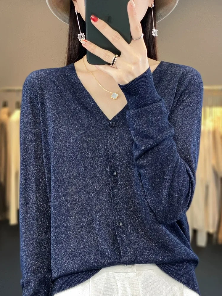 Spring Autumn New Style Women's Knitted Loose Long Sleeve Light Weight Silk Gauze Open Cardigan Sun Protection V Neck Button up
Spring Autumn New Style Women's Knitted Loose Long Sleeve Light Weight Silk Gauze Open Cardigan Sun Protection V Neck Button up