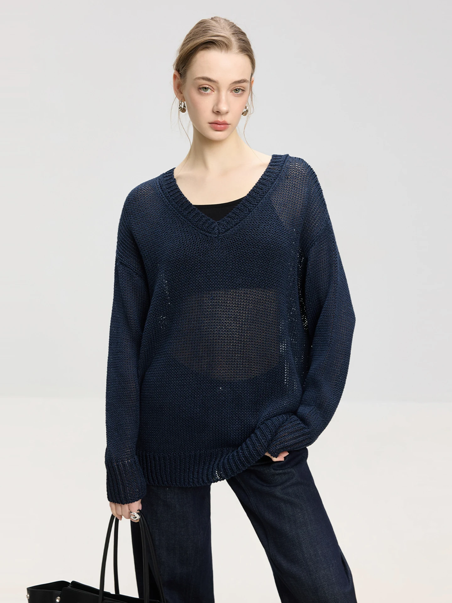 LUR Women's Loose Long Sve Knitted V-Ne Top Hollow out Casual Sle Breathable Cotton Blend Outerwear Spring Faion
LUR Women's Loose Long Sve Knitted V-Ne Top Hollow out Casual Sle Breathable Cotton Blend Outerwear Spring Faion