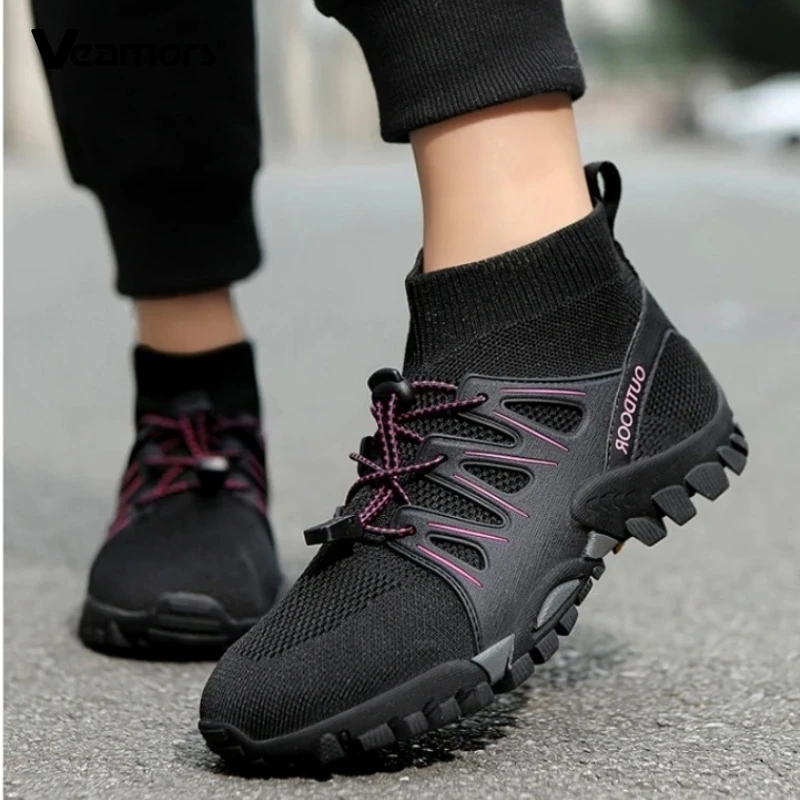 High-top Outdoor Hiking Shoes Soft-soled Men's Breathable Trekking Sneakers Non-slip Women's Casual Sport Shoes Camping Trainers
High-top Outdoor Hiking Shoes Soft-soled Men's Breathable Trekking Sneakers Non-slip Women's Casual Sport Shoes Camping Trainers