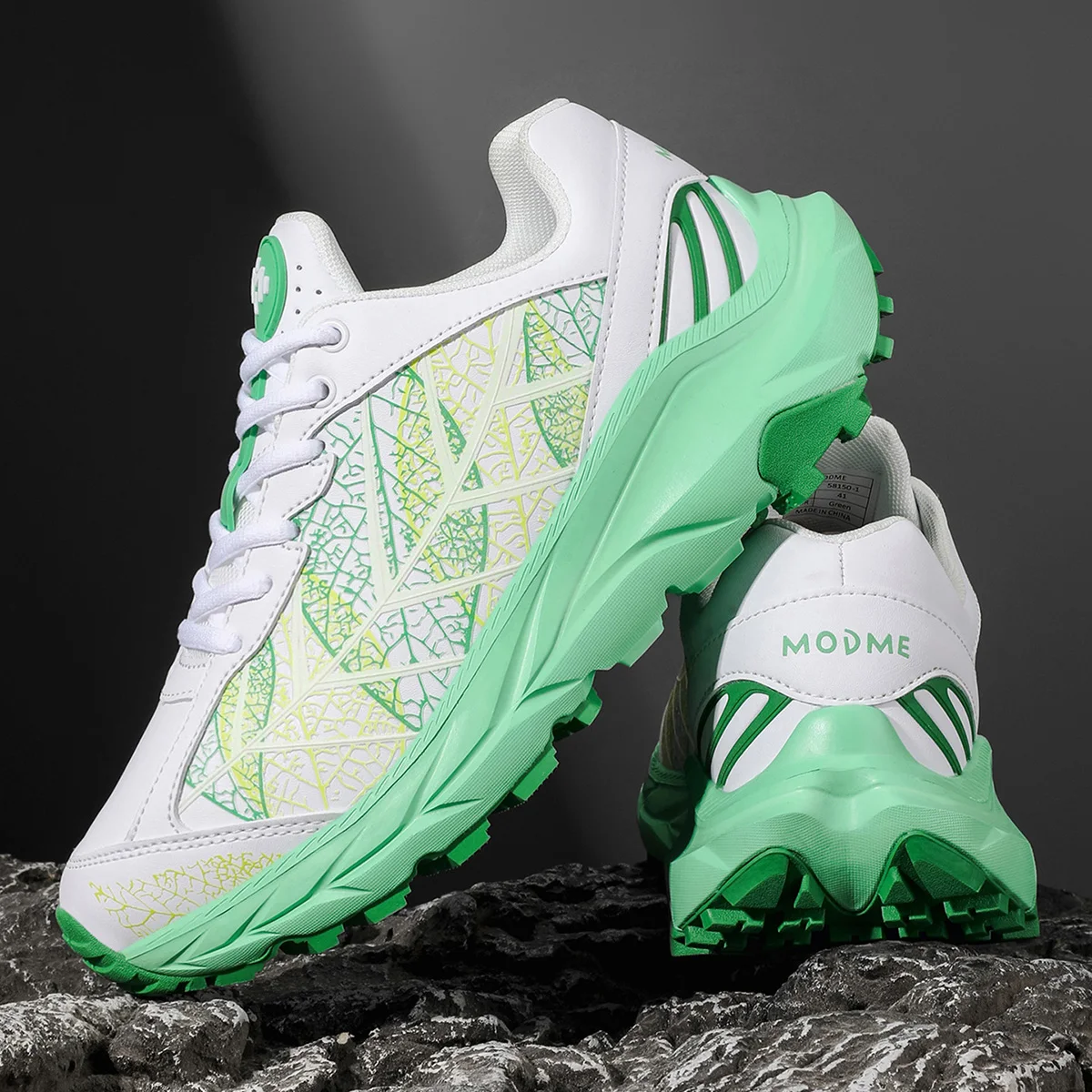 Unisex Lightweight Outdoor Sports Shoes Anti-slip Shock-absorption Running Shoes Casual Hiking Footwear for Men And Women
Unisex Lightweight Outdoor Sports Shoes Anti-slip Shock-absorption Running Shoes Casual Hiking Footwear for Men And Women