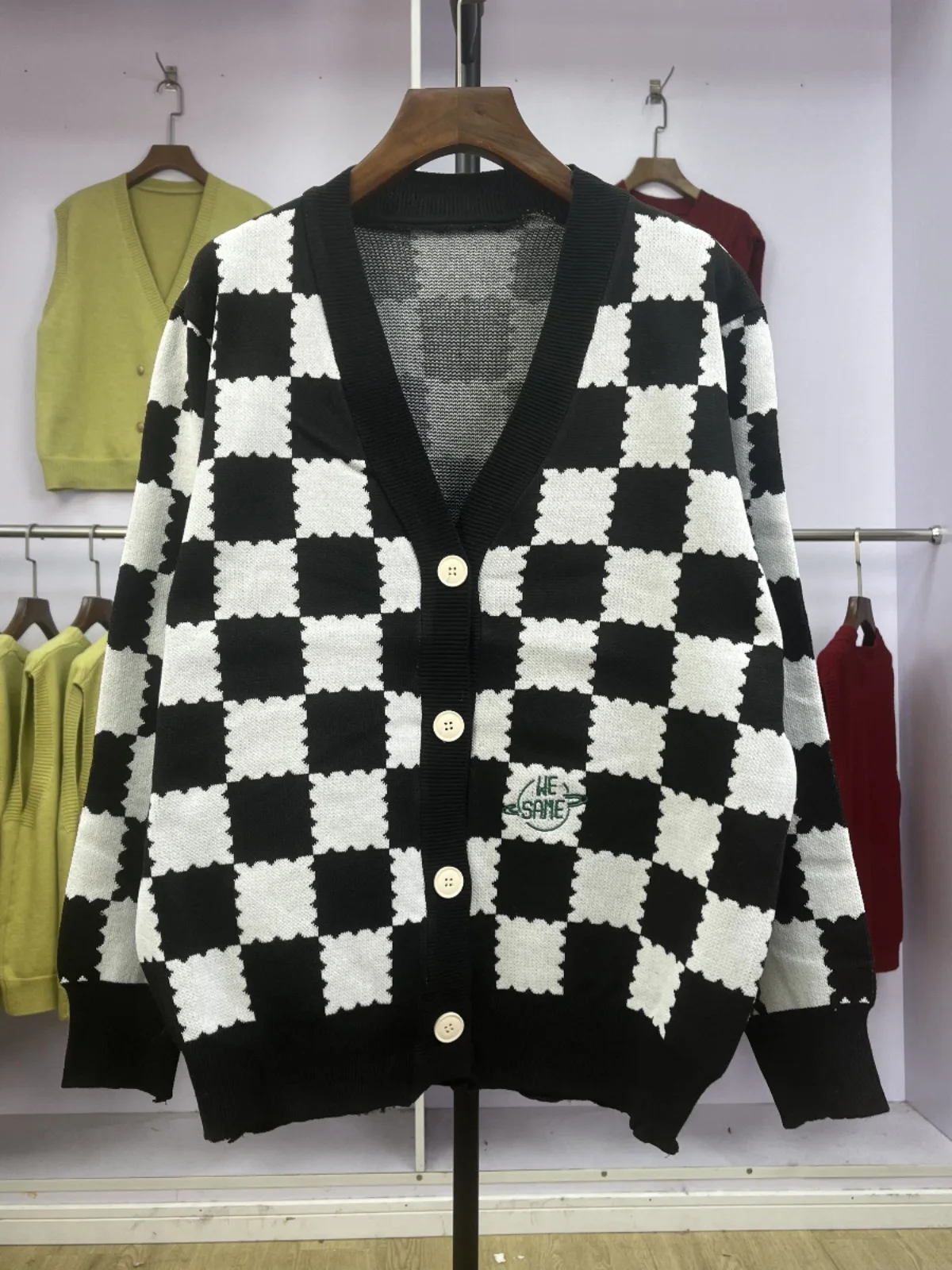 Japanese id Pattern Letter Embroidery oulder Drape V-Ne Knitted Cardigan Top Faionable Commute Sle Long Sve
Japanese id Pattern Letter Embroidery oulder Drape V-Ne Knitted Cardigan Top Faionable Commute Sle Long Sve